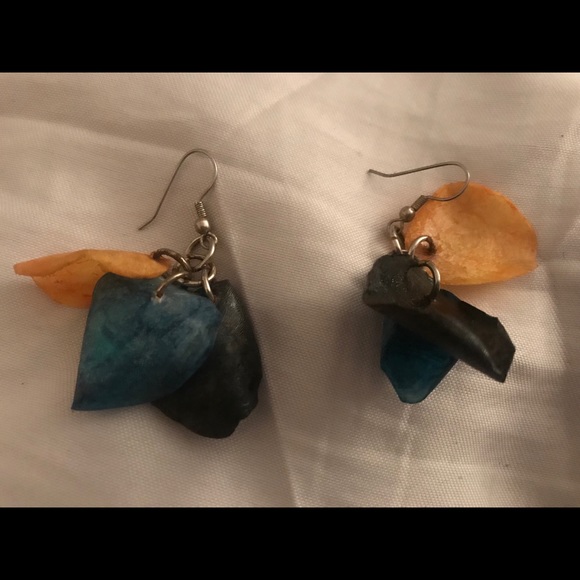 Handmade dangle Earrings - Picture 2 of 2